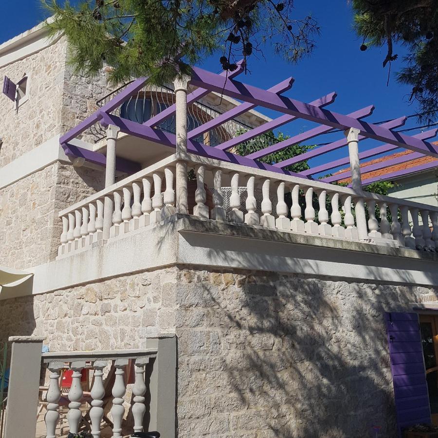דירות Veli Iž Jardin Kapetanova Kuca מראה חיצוני תמונה