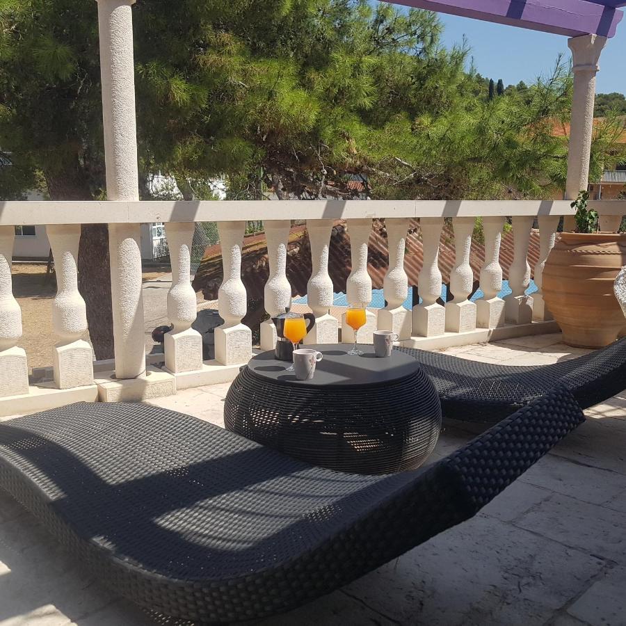 דירות Veli Iž Jardin Kapetanova Kuca מראה חיצוני תמונה