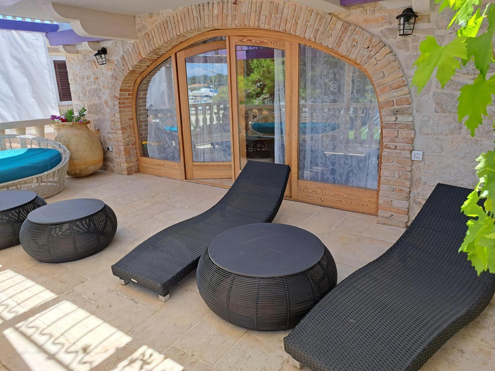 דירות Veli Iž Jardin Kapetanova Kuca מראה חיצוני תמונה