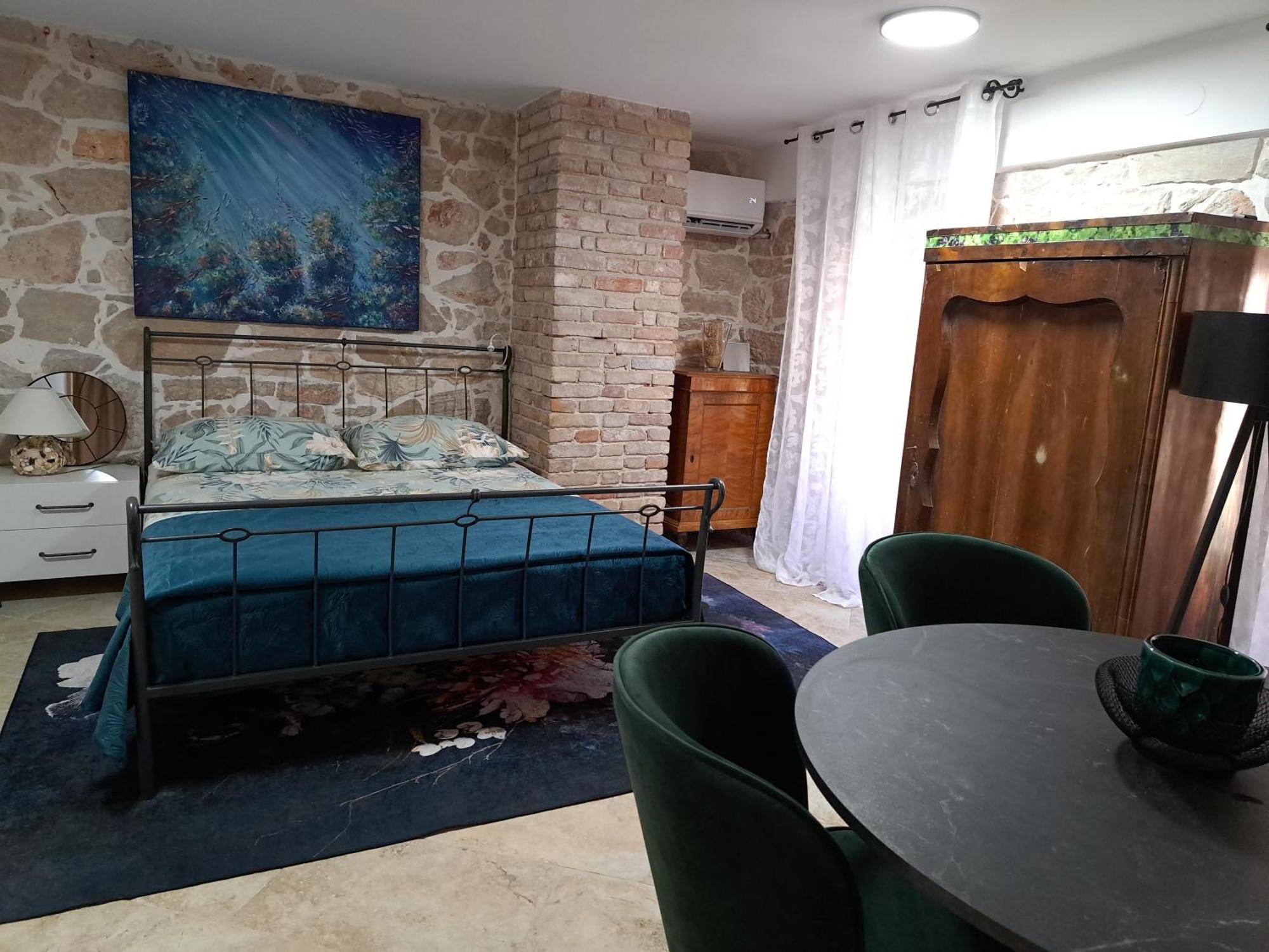 דירות Veli Iž Jardin Kapetanova Kuca מראה חיצוני תמונה